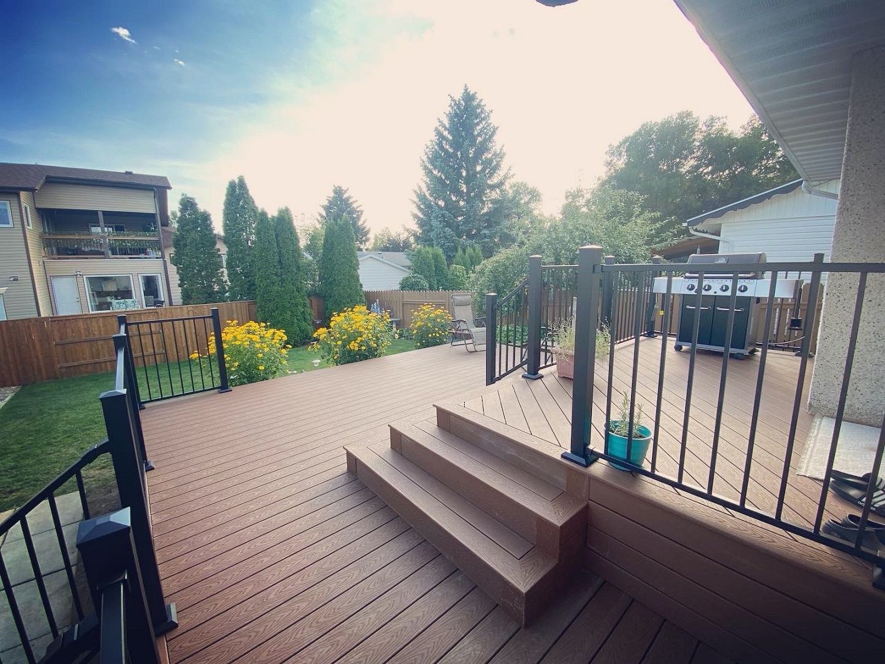 Two-level Saddle Deck
