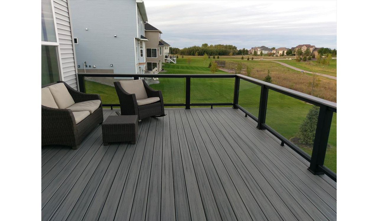 Trex Transcends Island Mist Decking and Transcend Railing with Glass Panel Inserts in Blaine, MN