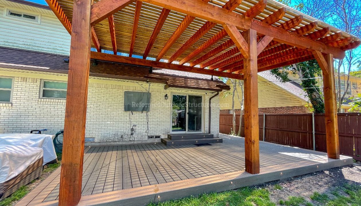 Trex Deck & Covered Pergola