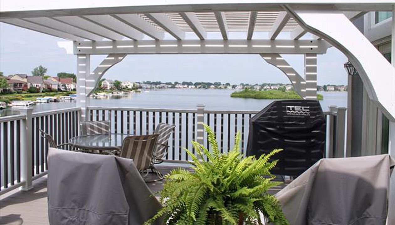 Transcend Gravel Path Decking