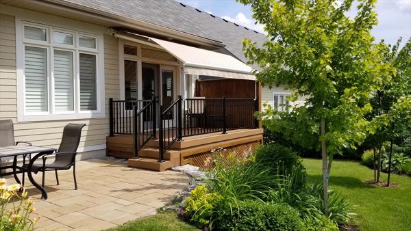 Brown composite decking using Enhance Beachdune resurface with aluminum railing - Orangeville, Caledon, Alliston, Bolton
