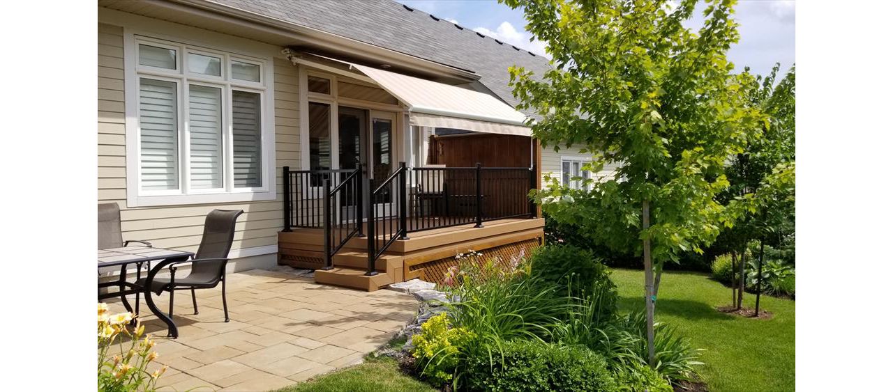 Brown composite decking using Enhance Beachdune resurface with aluminum railing - Orangeville, Caledon, Alliston, Bolton