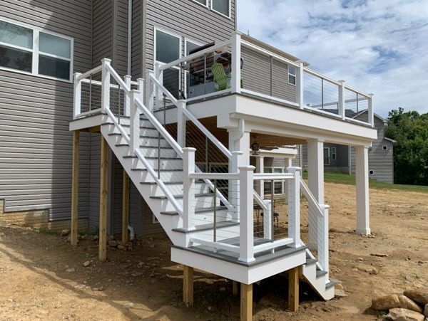 Island Mist Deck with Stainless Steel Cable Rails