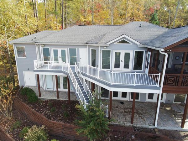 Pebble Grey decking with white Signature rails