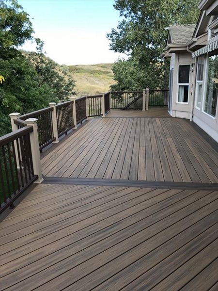 Havana Gold decking,Spiced Rum border, Trex Deck and Trex Railing Colorado