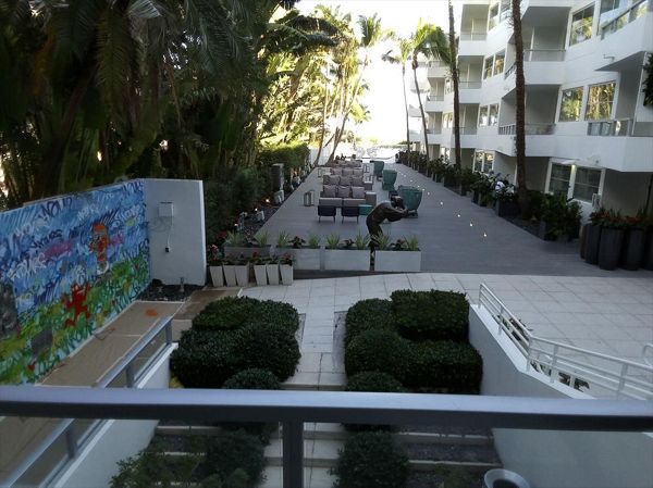 Trex Transcend Tropical Island Mist deck; Miami Beach, FL