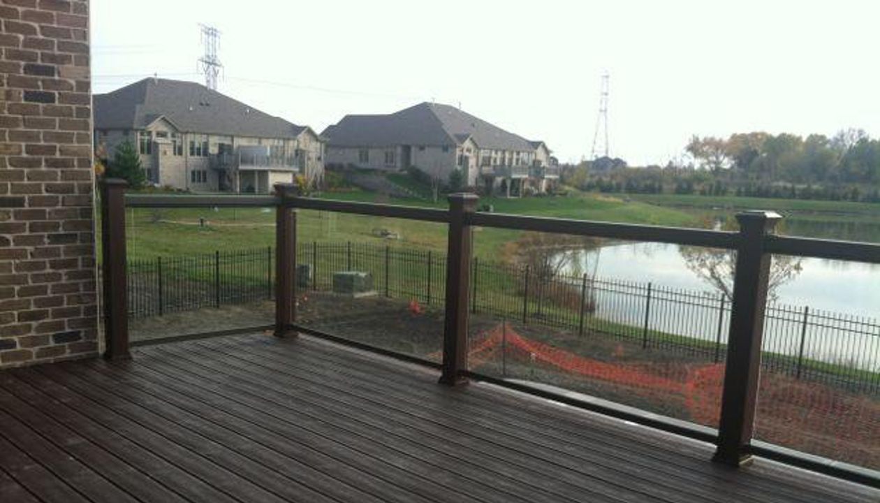 Mokena Trex Transcends with Glass rails