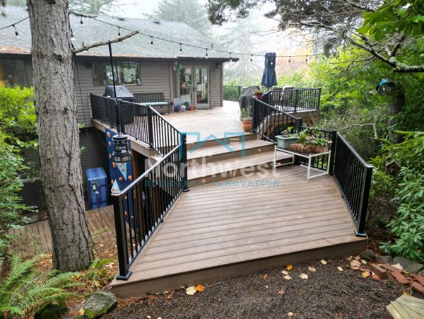 Trex Deck with Aluminum Railing