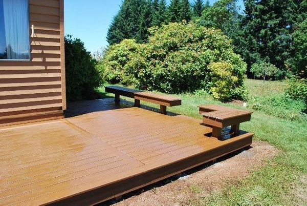 Trex Transcend Treehouse Decking w/ Benches