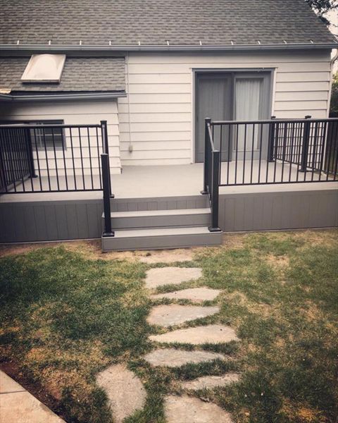 Pebble Grey with Black Railing