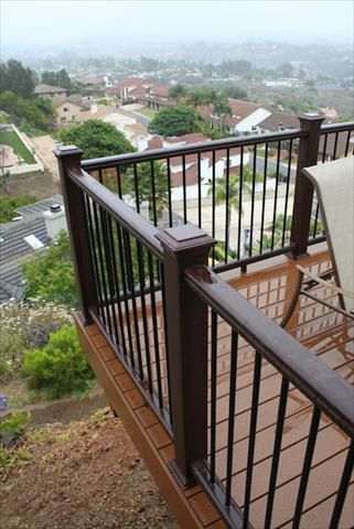 Trex Deck with 2 tone decking and handrails