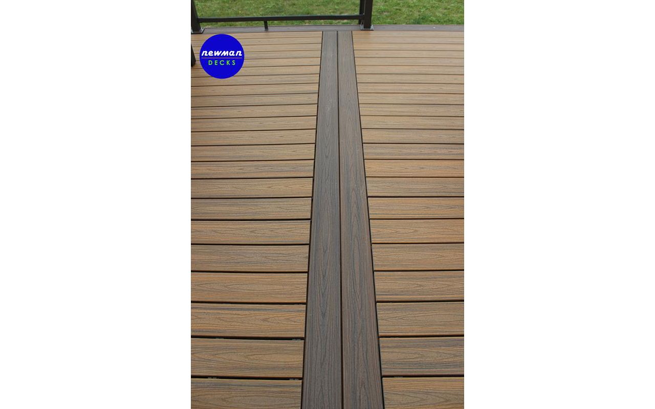 Newman Decks Trex composite with Aluminum Glass Railings