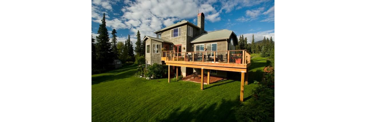 A great yard with a great deck, by Treeline Construction.
