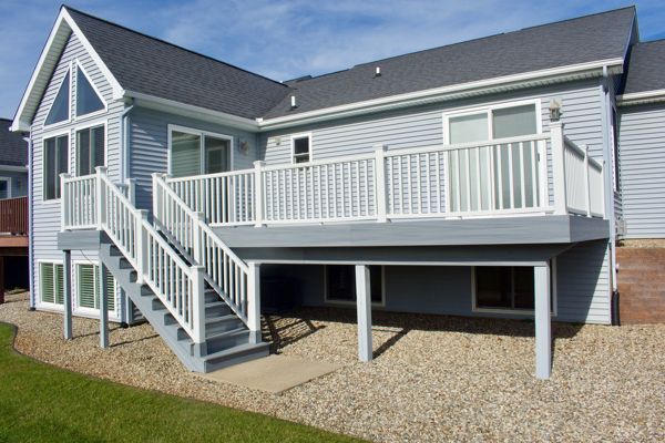 Trex Enhance Naturals deck