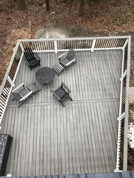 Trex Transcend decking in Island Mist