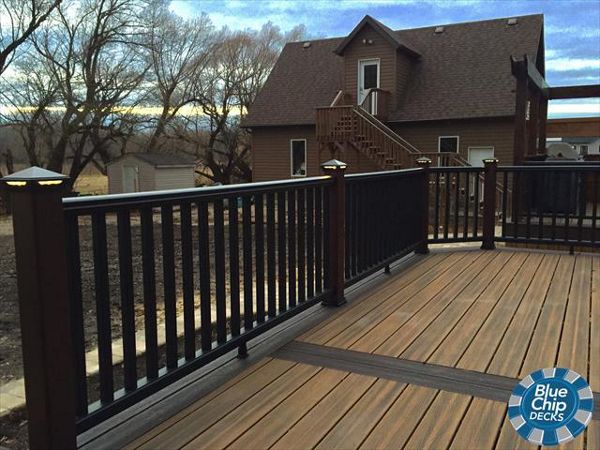 Trex Havana Gold with Trex Railing and Trex Lights Winnipeg