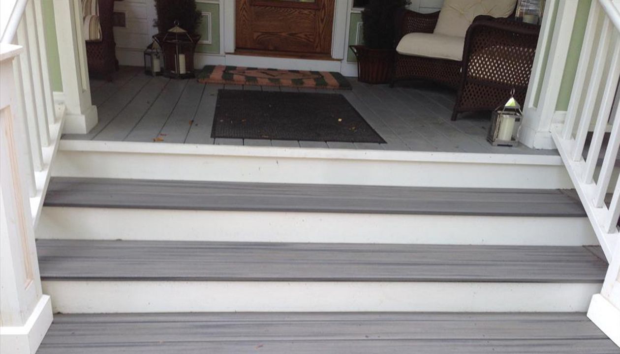 Downtown Northville Historic District, Trex Transcend Tropical, Color is Island Mist