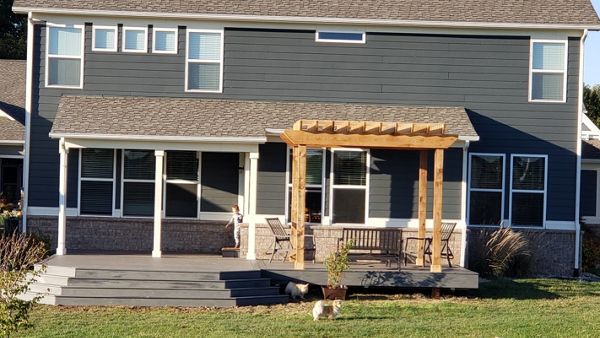 Trex Enhance Rocky Harbor w/ waterfall steps