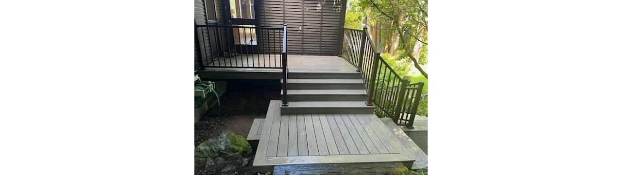 Trex Biscayne with Signature Rail in Bronze in Gig Harbor by Million’s Custom Landscaping
