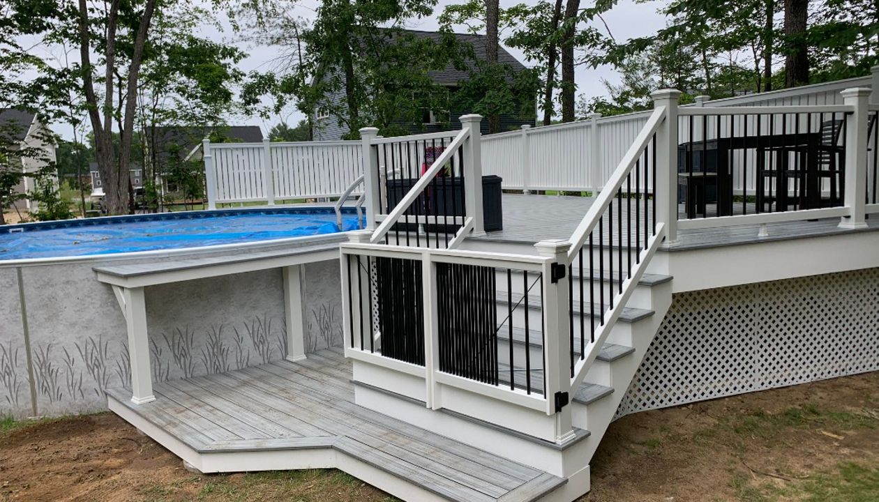 foggy wharf pool deck/poolside bar/ gates