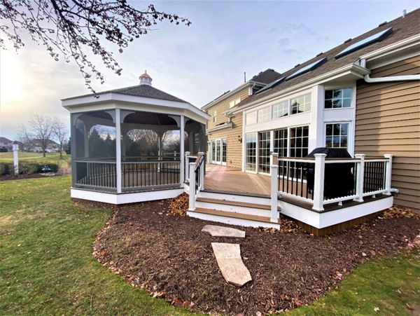 Trex Transcend Havana Gold Decking - Geneva, IL