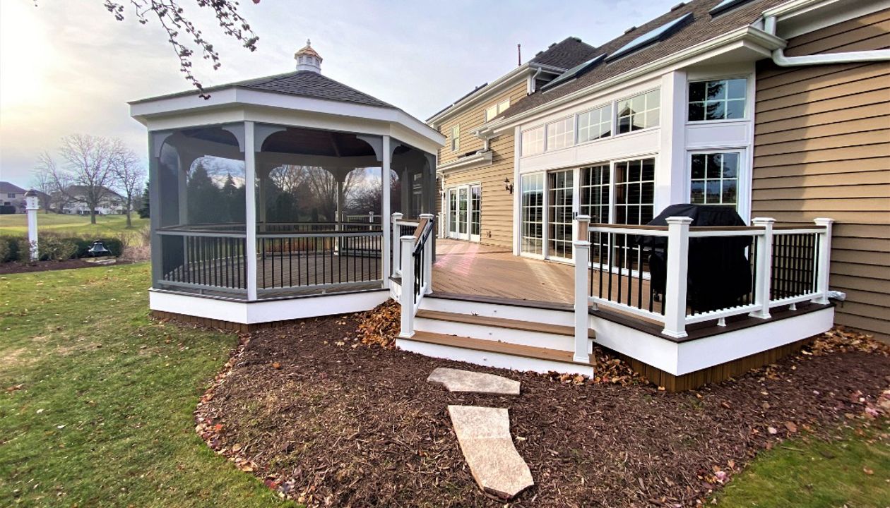 Trex Transcend Havana Gold Decking - Geneva, IL