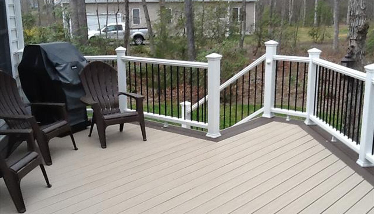 Transcend Handrails with black classic round balusters
