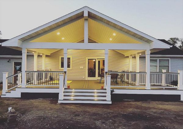 Open air and open gable porch addition with 16' cathedral ceilings.