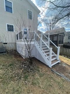 Trex Saddle with Select Railing - Downtown Charlottesville