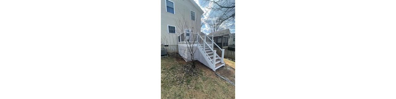 Trex Saddle with Select Railing - Downtown Charlottesville