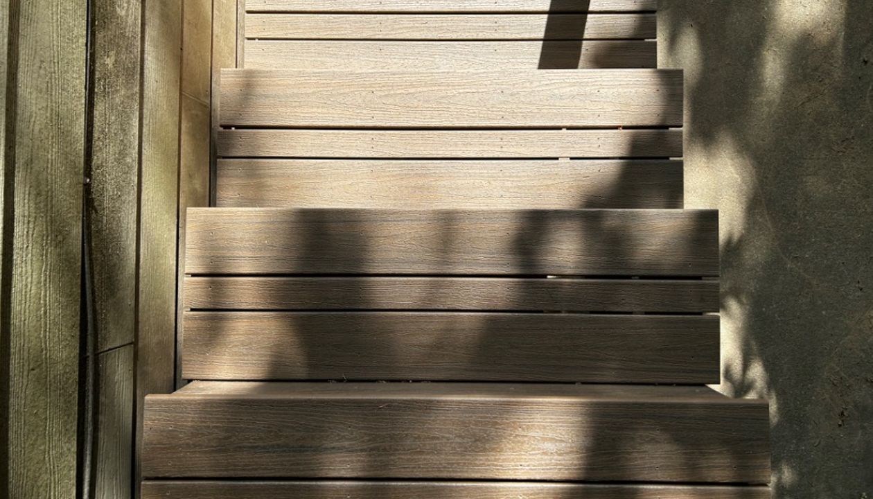 Enhance Toasted Sand Step Detail