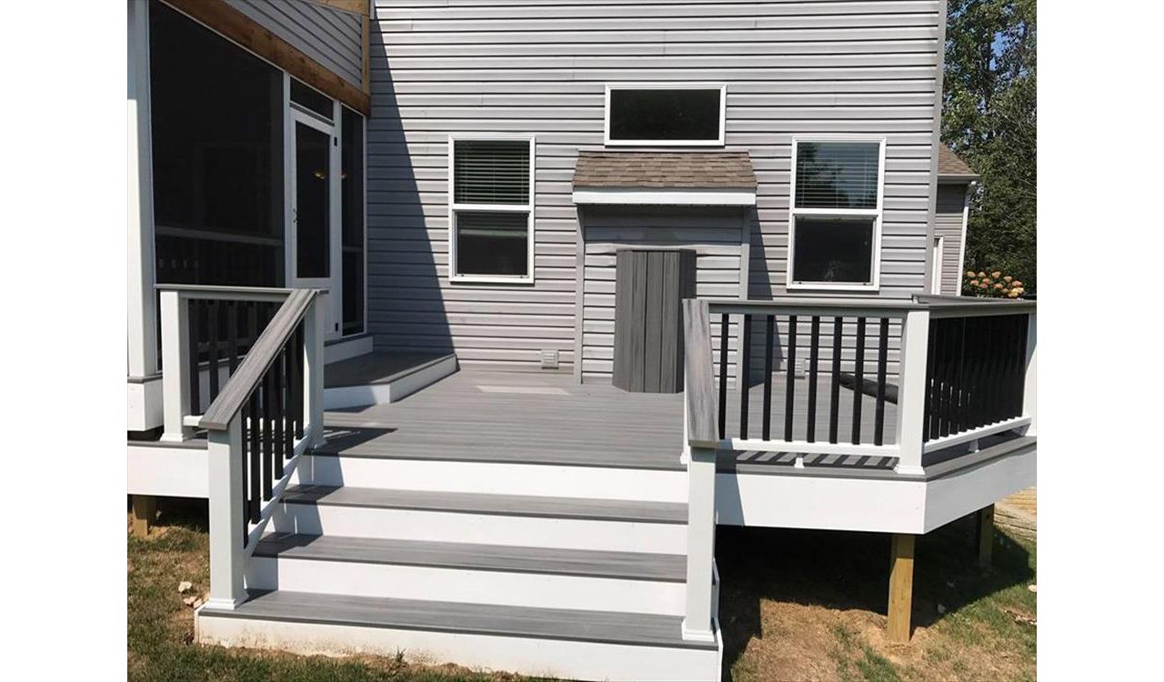 Trex Decking Island Mist/ Trex Cocktail Rail