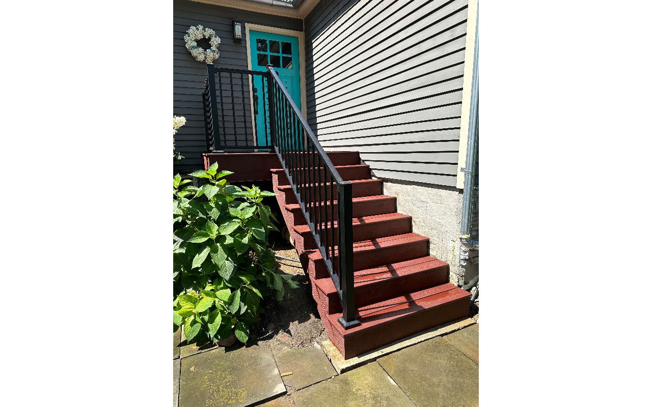 Front door deck in Rhinebeck, NY