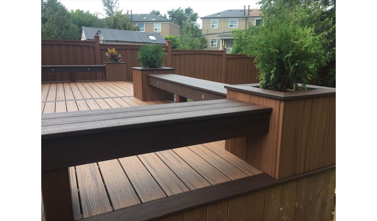 Trex  Transcend TROPICAL TIKI TORCH BENCH composite custom made flowerpot Vaughan Thornhill Toronto north York