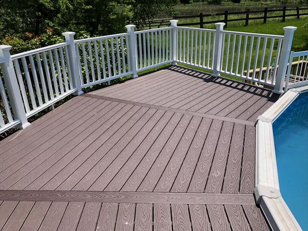 Semi-wrap around pool deck with Trex Vintage Lantern decking.