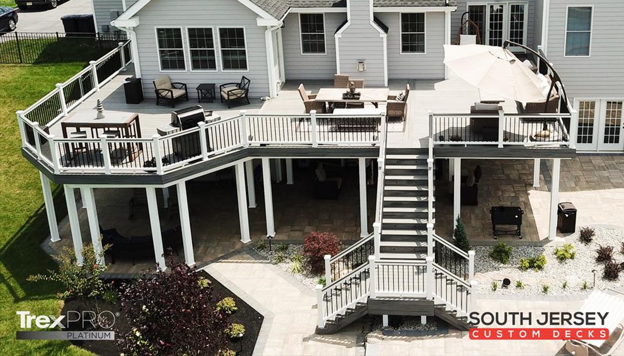 Trex Rain Escapes lets you enjoy your outdoor living experience. Beautiful project built in Moorestown New Jersey.