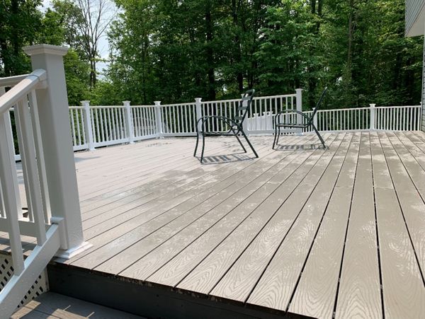 Pebble Gray Deck