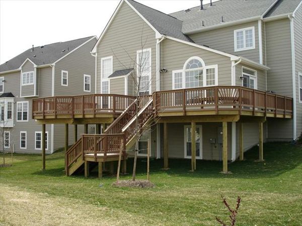 trex saddle flooring and railings