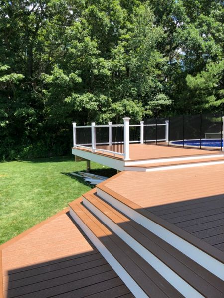 Smithfield Pool Deck - Trex Select decking