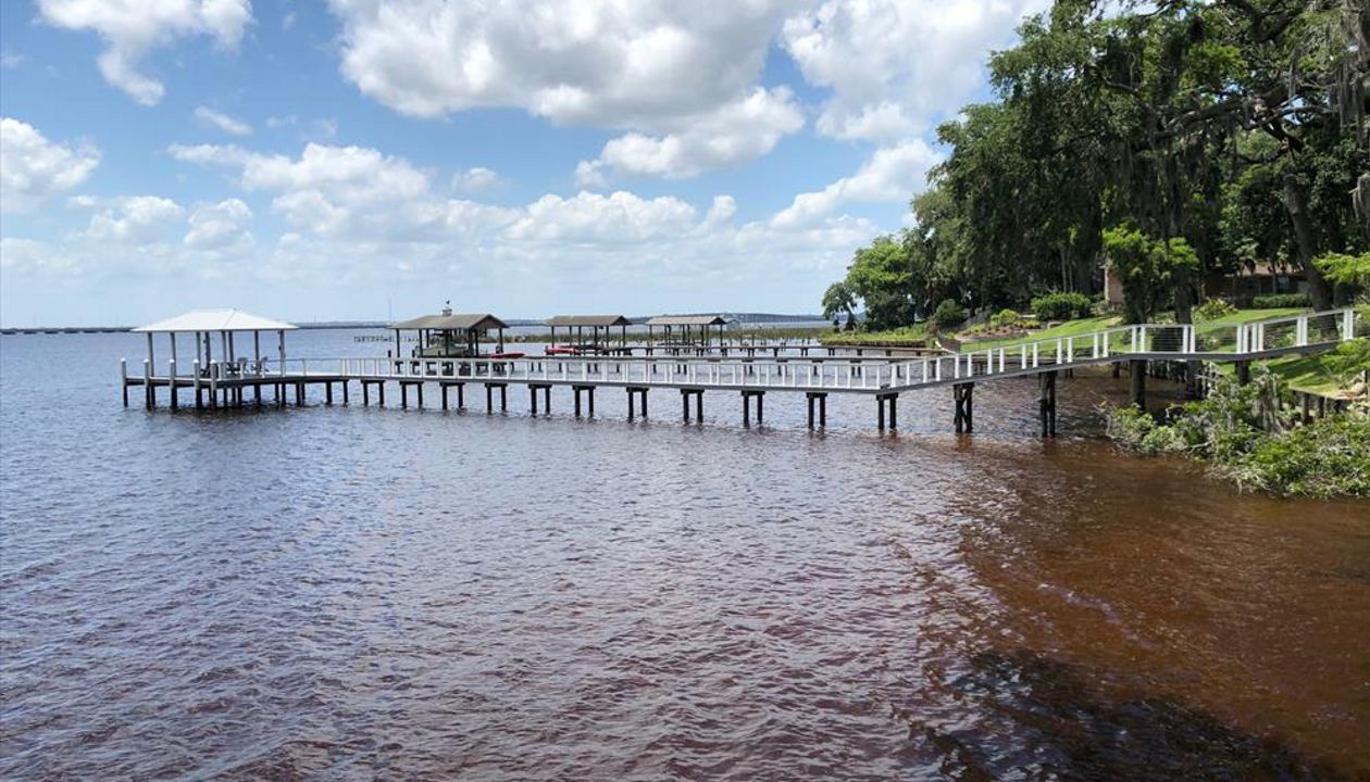 Trex Select Pebble Grey Decking in Jacksonville, FL