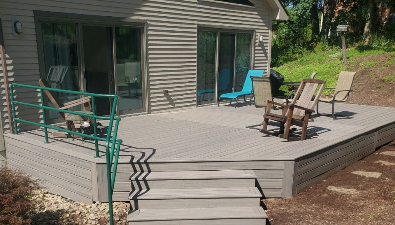 Trex Enhance Naturals Rocky Harbor