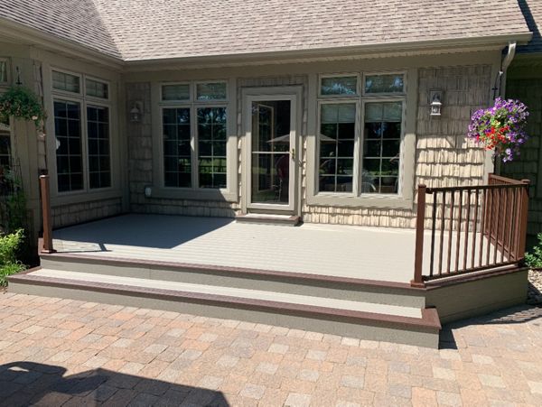 Create unique looks with Trex Transcend Gravel Path and Trex Transcend Lava Rock picture frame borders.