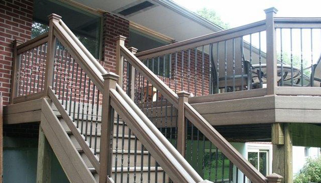 Trex Accents w Aluminum Ballusters