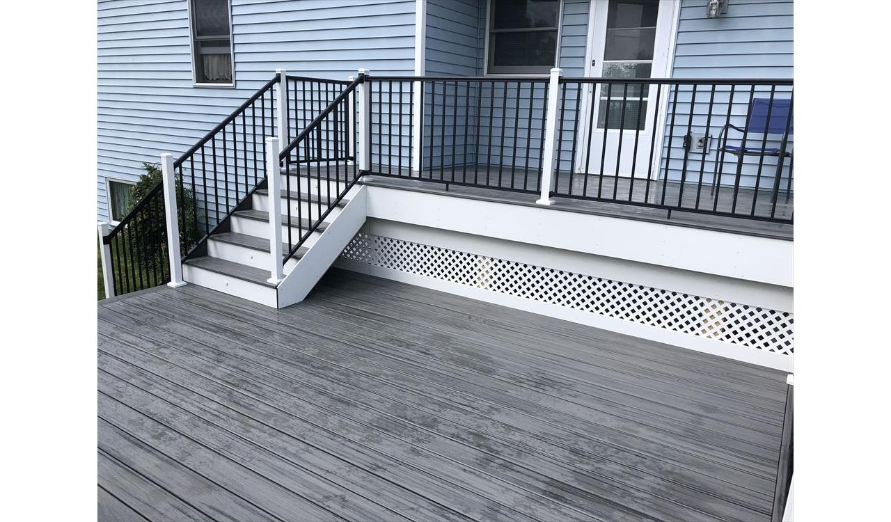 TREX TRANSCEND DECKING (ISLAND MIST & WHITE)