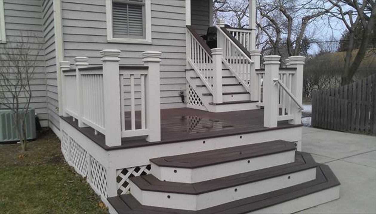 Trex Vintage Lantern Decking