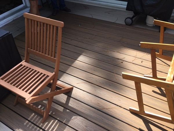 Trex Transcend Havana Gold with Trex Universal Hideaway fasteners gives great screw-free surface.