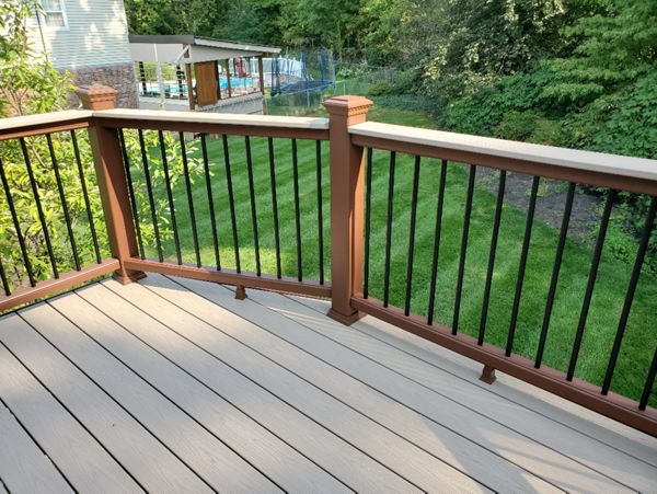 Trex Ropeswing decking and Firepit trim and rail.