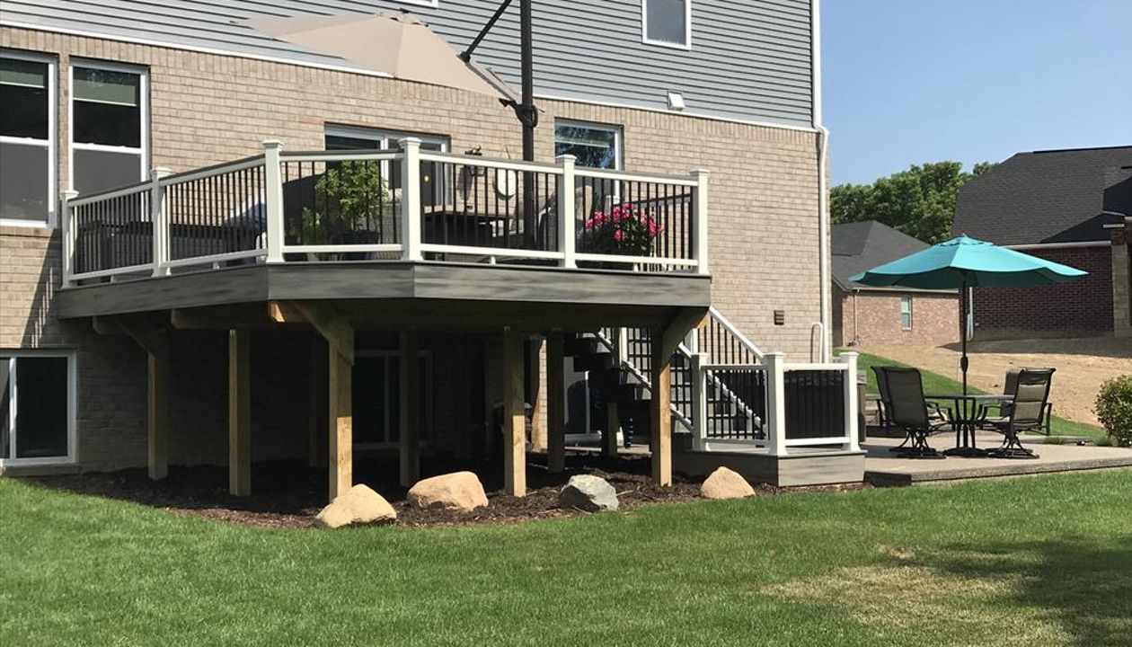 Trex Transcend Island Mist Deck Boards, Trex Transcent Cocktail Style Rail W/ 2"X4" Trex Transcend-Island Mist Top Cap, Oakland MI