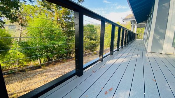 Los Altos, Ca Pebble Grey Trex Deck and Railings