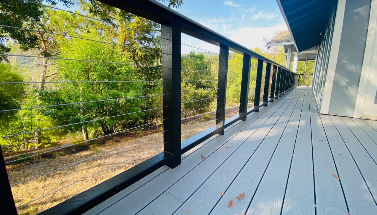 Los Altos, Ca Pebble Grey Trex Deck and Railings